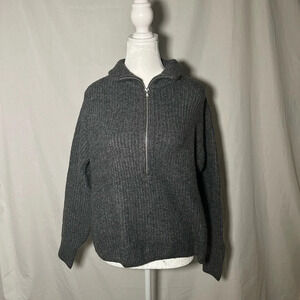 gray Vince Camuto half zip cable knit sweater size small
